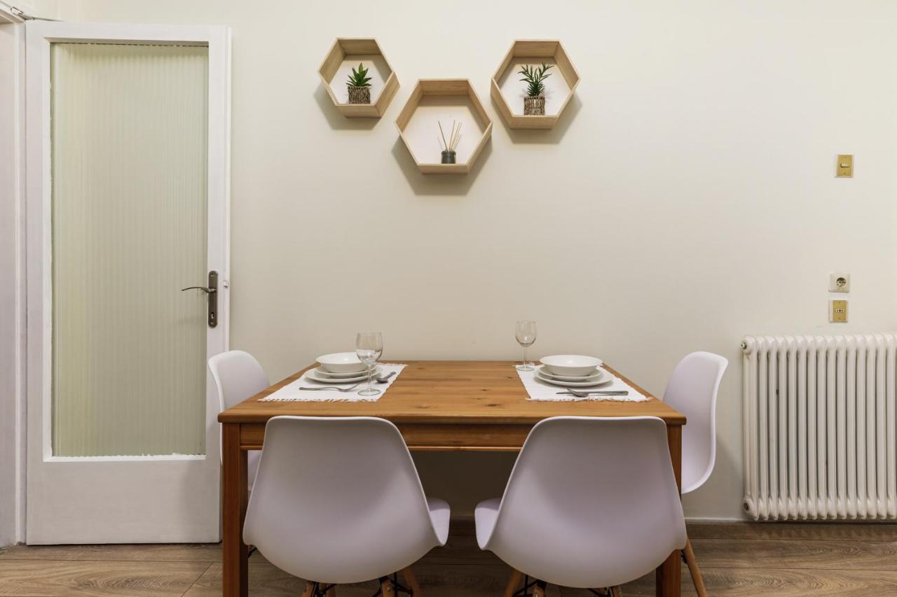 Best Location 3 Bedroom Apartment With View Tesalonika Bagian luar foto