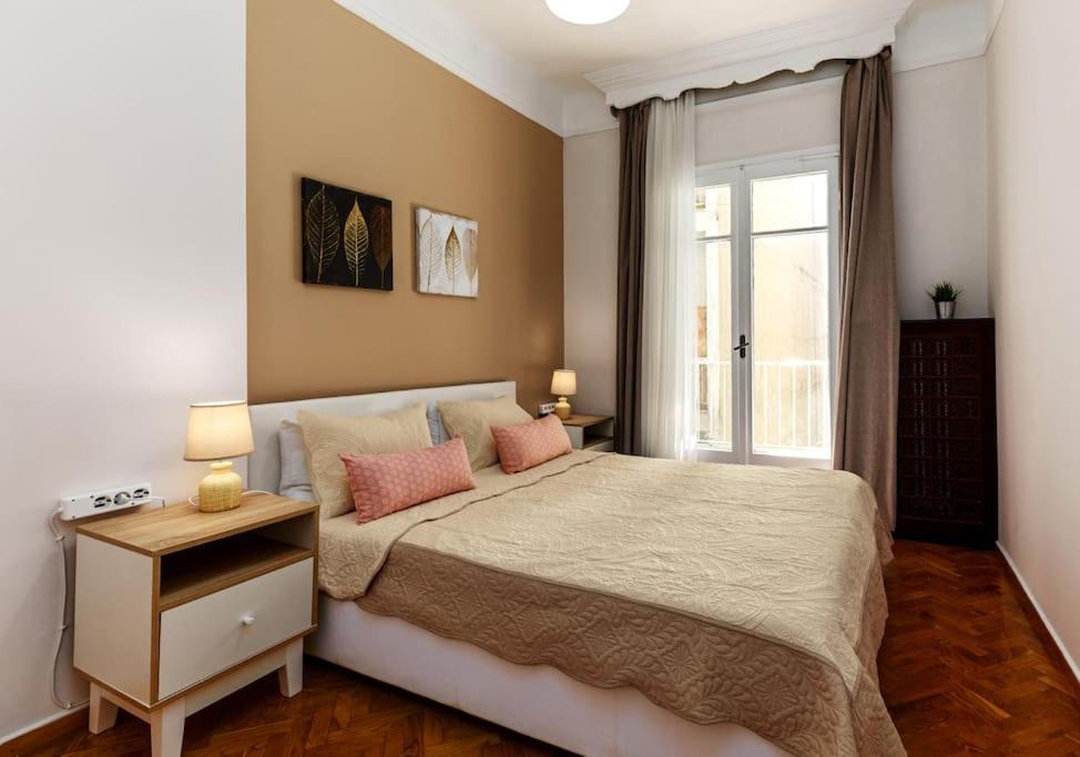 Best Location 3 Bedroom Apartment With View Tesalonika Bagian luar foto